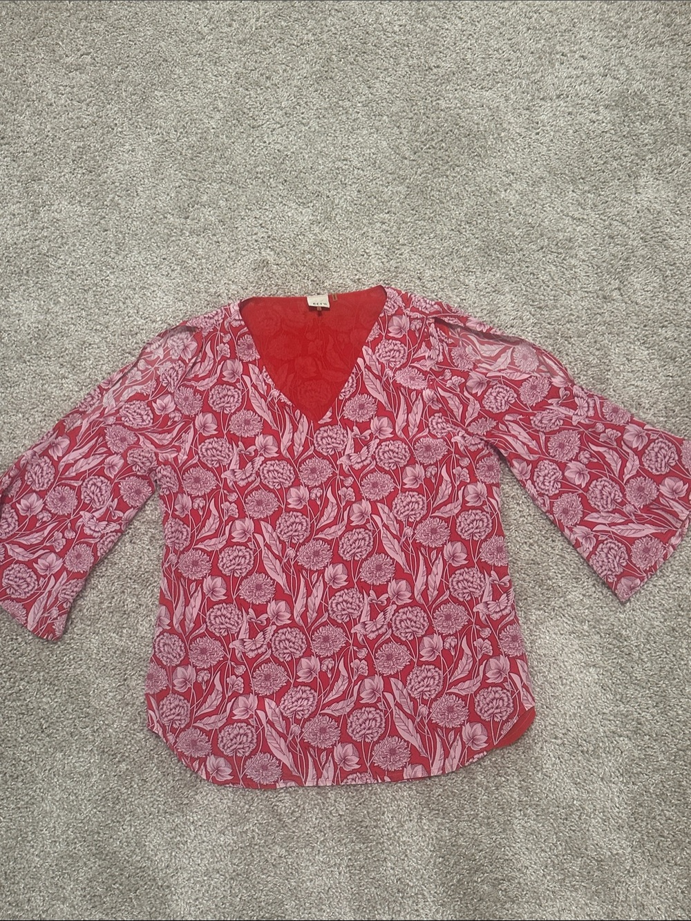ecru Red Floral V-Neck Bell Sleeve Blouse
